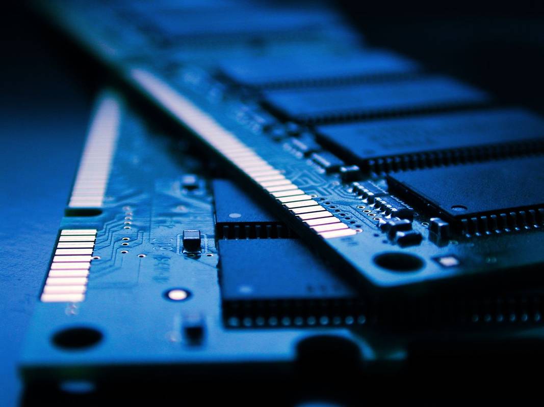أنواع ذاكرة الوصول العشوائي (RAM) التي تعمل على تشغيل أجهزة الكمبيوتر اليوم