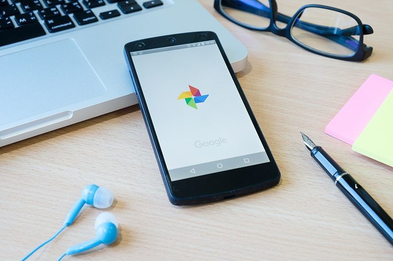 Kan Google Foto konvertere HEIC til JPG?