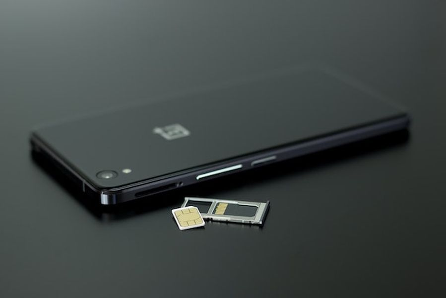 Per què el meu telèfon diu No SIM? 9 consells per solucionar problemes