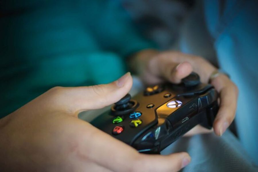 Kako uzajamno igrati Minecraft Xbox i PC: Potpuni vodič