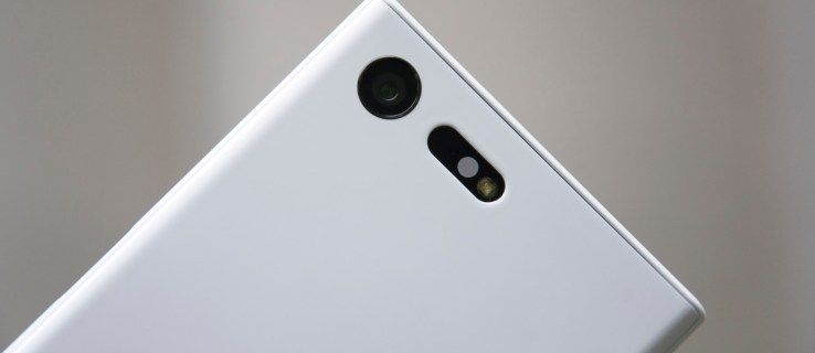 Sony Xperia X Compact anmeldelse: Et lille skridt tilbage