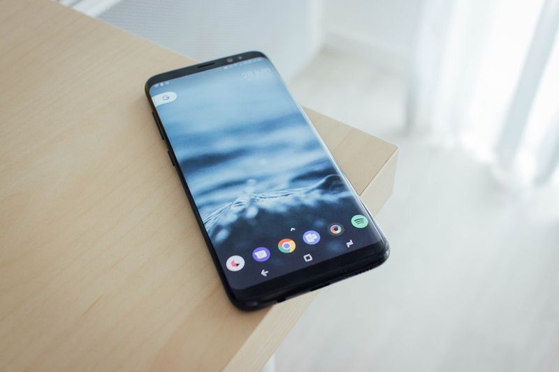 Hur man använder Ok Google på Samsung Galaxy Note 8