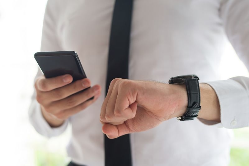 Samsung Galaxy J2 - Laite käynnistyy jatkuvasti - Mitä tehdä