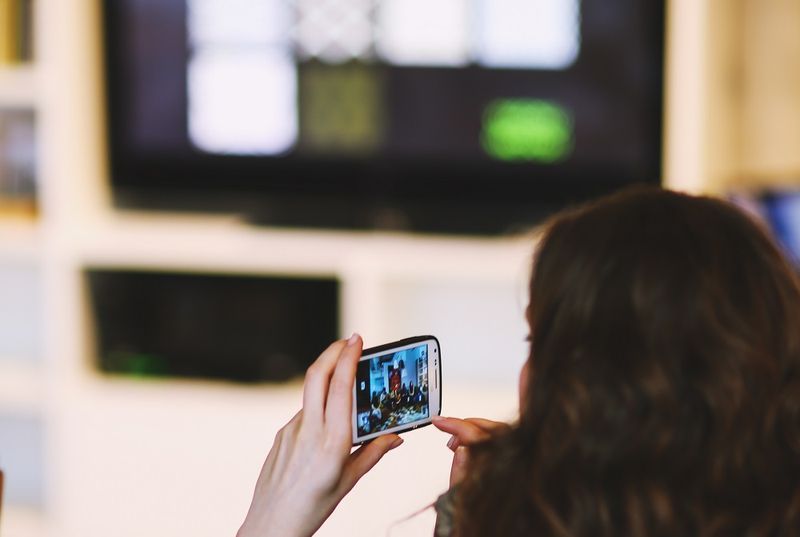 Galaxy S9/S9+ – Cara Mencerminkan Layar Saya ke TV atau PC Saya