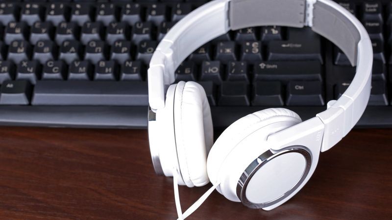 Πώς να αποτρέψετε τα Windows από την αυτόματη μείωση της έντασης του συστήματος