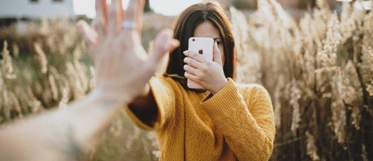 Kā ievietot tiešraides fotoattēlu vietnē Instagram