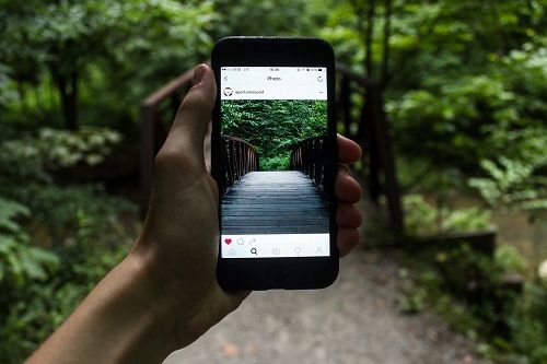 Kako si ogledati izvirne slike v polni velikosti in fotografije profila v Instagramu