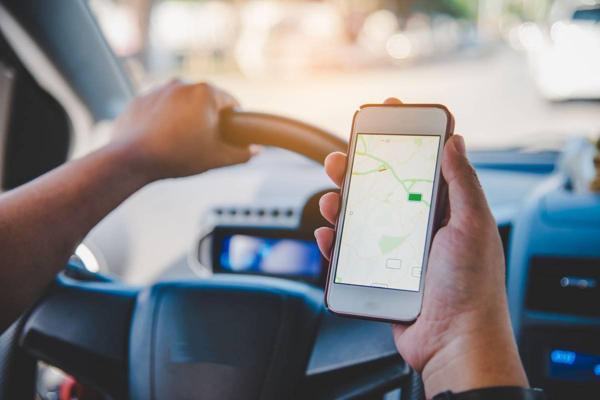 Kako to popraviti, ko vaš iPhone GPS ne deluje