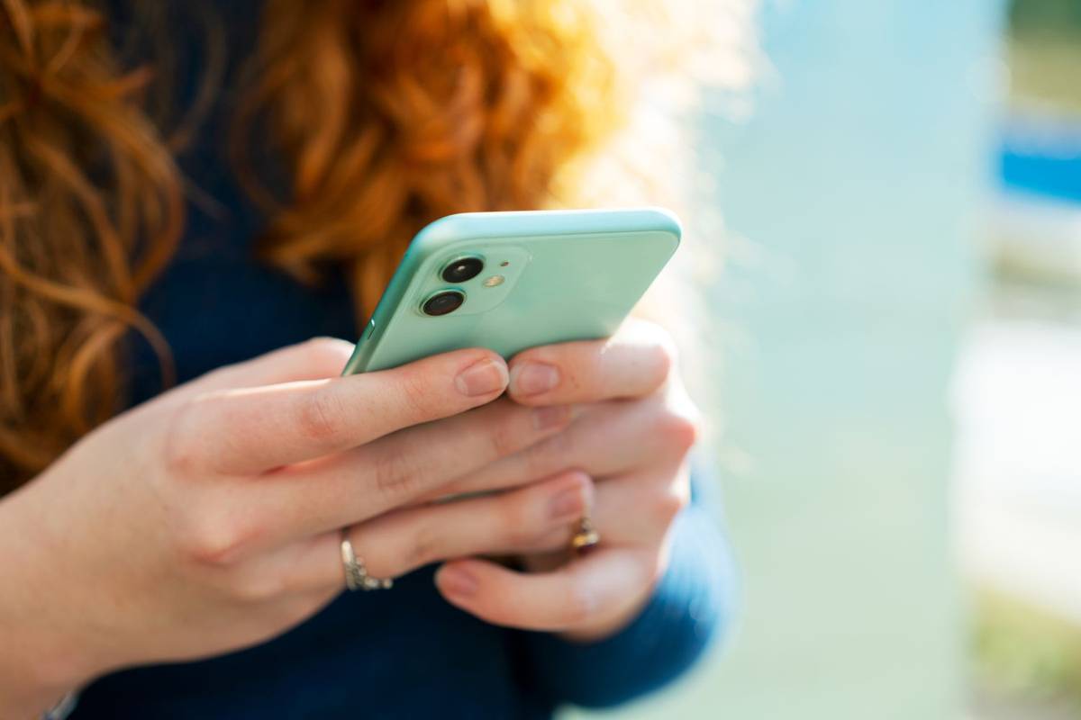 9 måter å fikse det når en iPhone ikke mottar tekster fra Android-telefoner