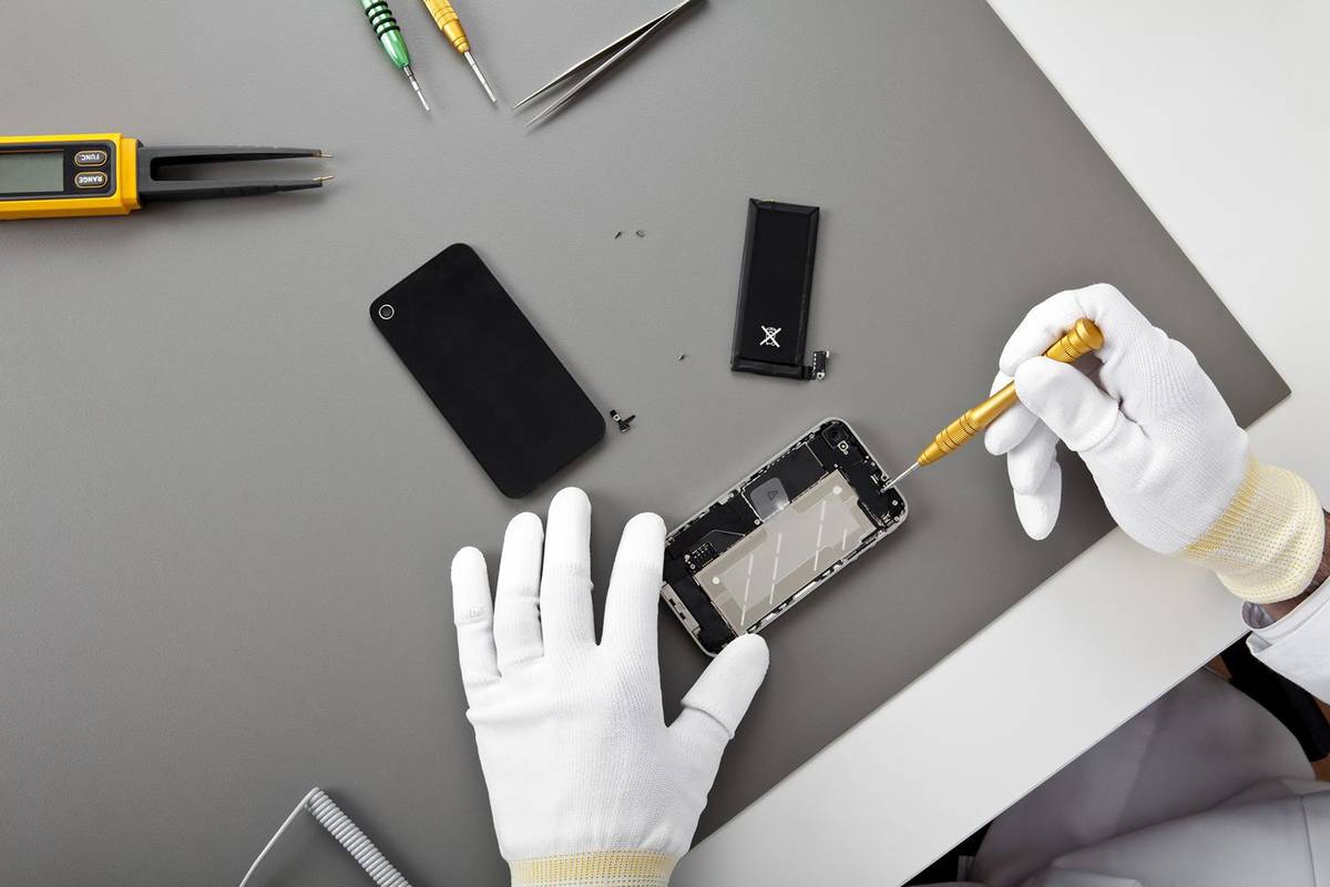 क्या iPhone या iPod की बैटरी बदलना उचित है?