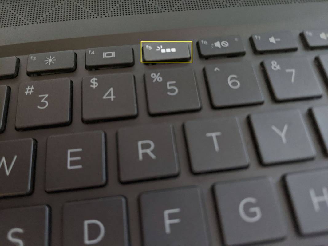 Cara Menghidupkan Lampu Papan Kekunci (Windows atau Mac)
