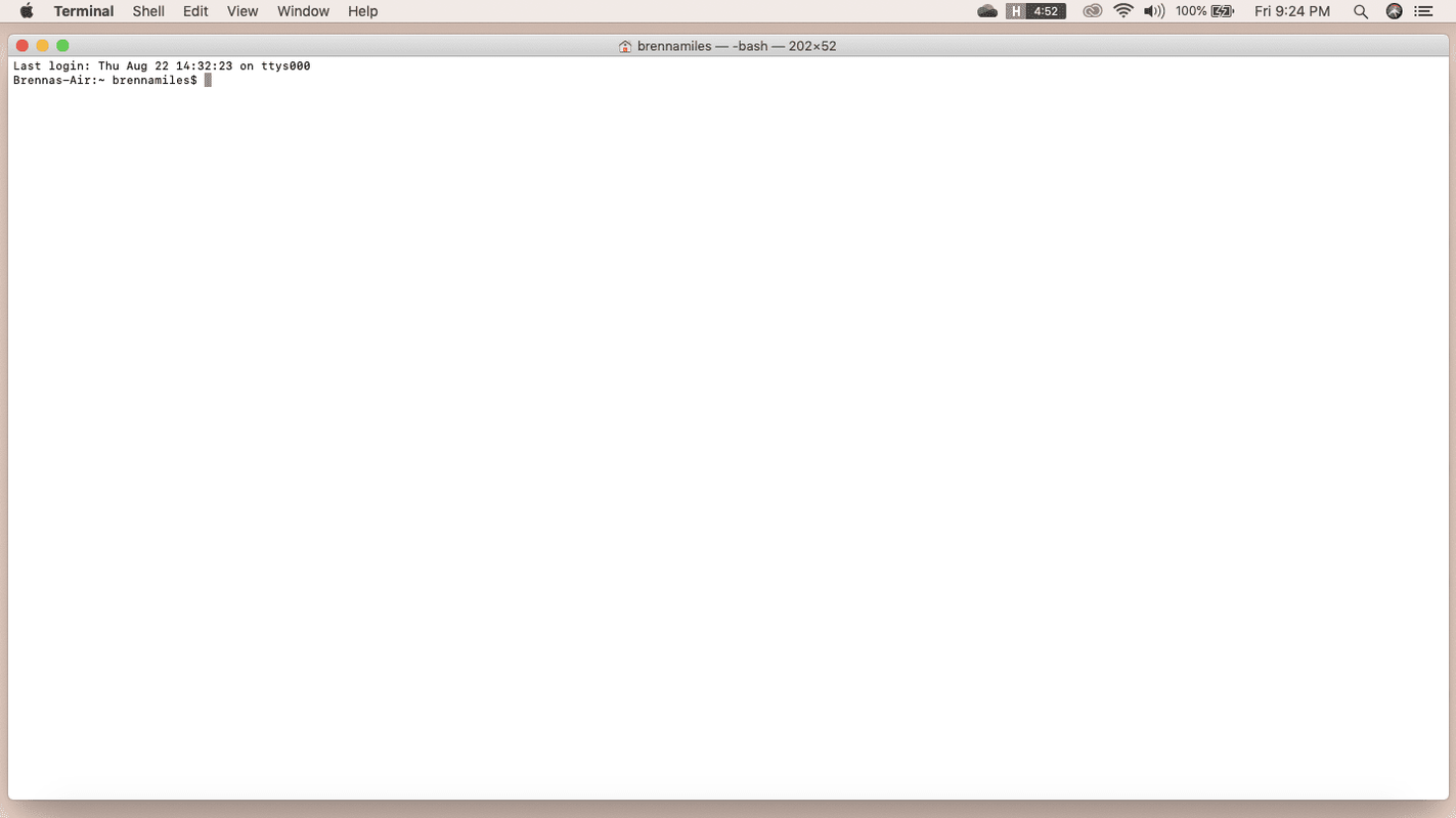 Slik sletter du en fil i Terminal på din Mac