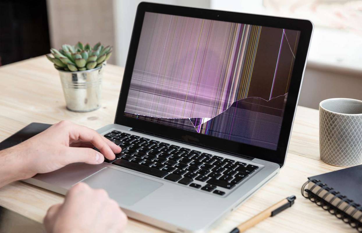 Cum să remediați ecranul unui laptop spart