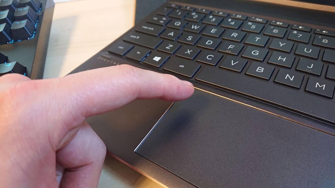 Come sbloccare il touchpad su un laptop HP