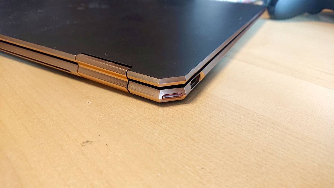 Jak włączyć laptopa HP