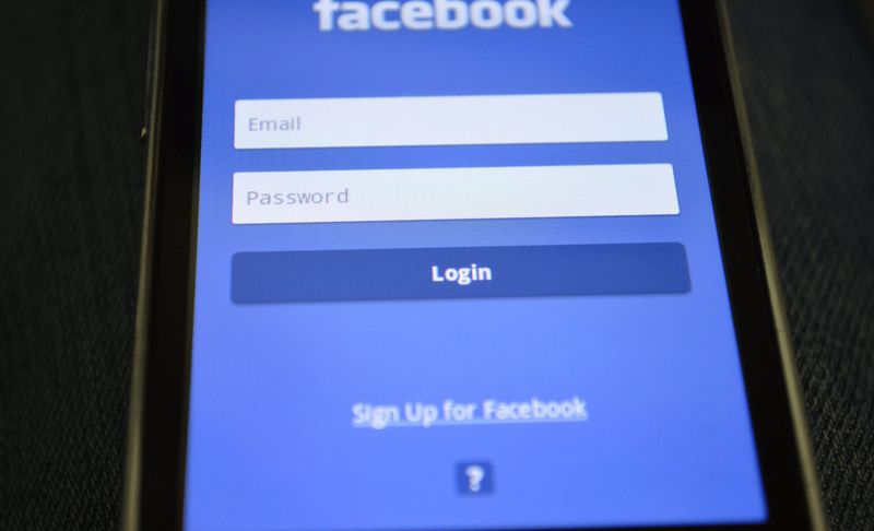Kāpēc pakalpojumā Facebook neparādās Pievienot draugu?