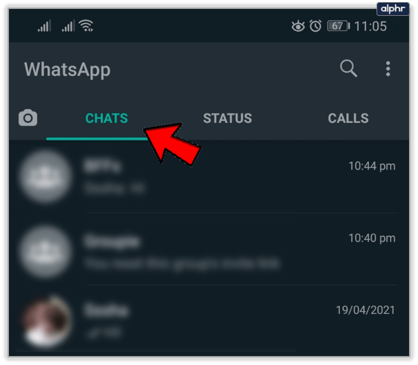 Yhteystiedon tai henkilön lisääminen ryhmään WhatsAppissa