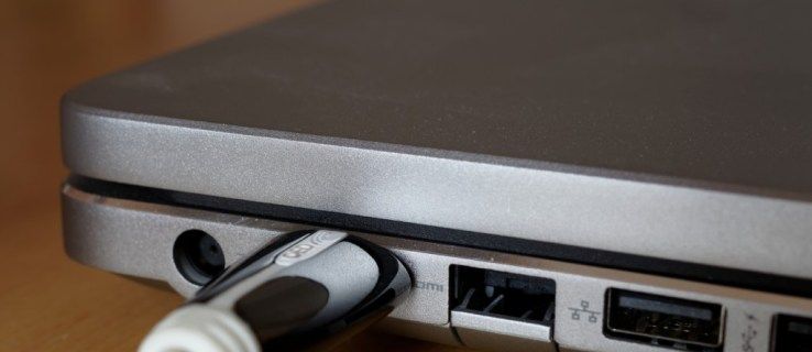 Kako povezati enega, dva ali več monitorjev na prenosni računalnik, vključno z USB Type-C
