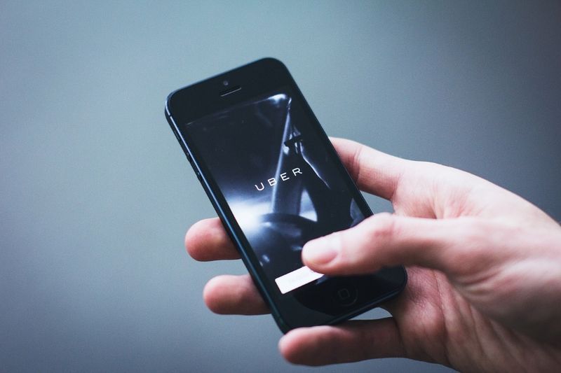 Een bericht verzenden via de Uber-app