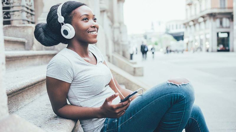 Slik legger du til en eksisterende konto i Spotify Family