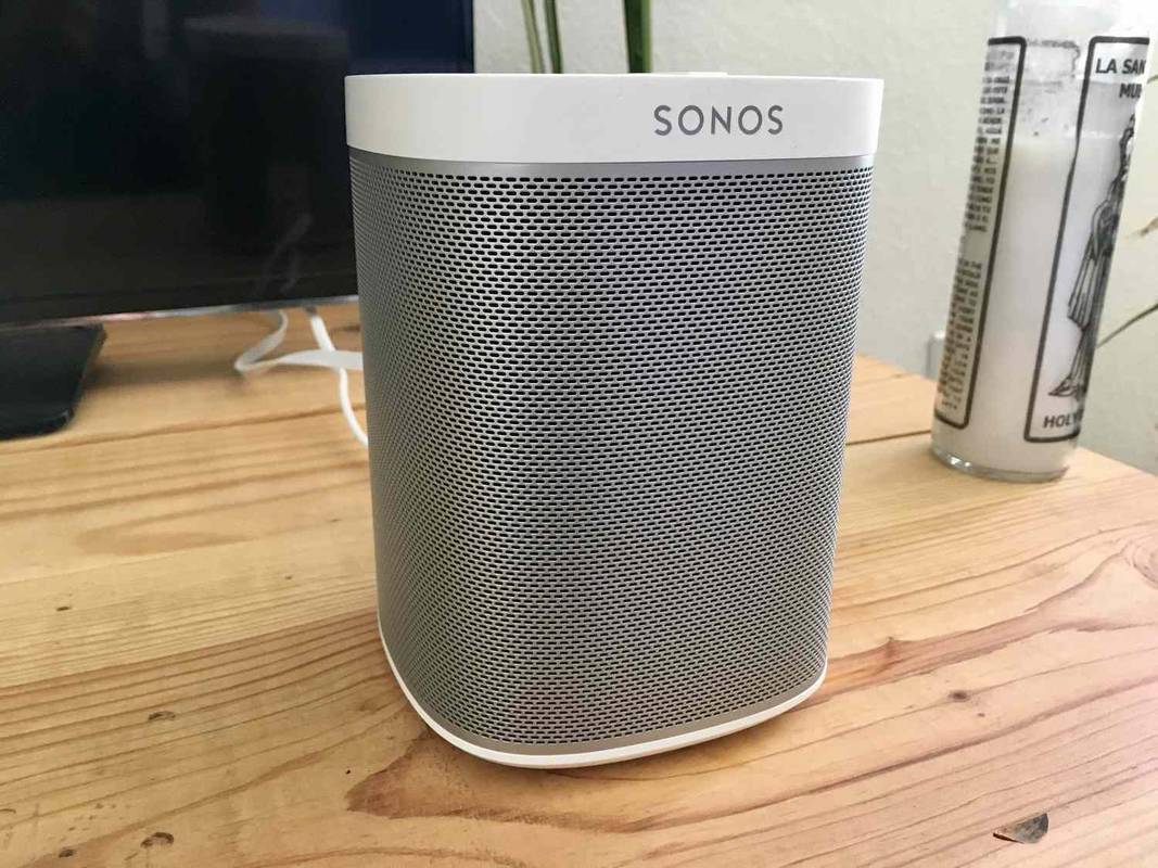 كيفية إعادة تشغيل وإعادة ضبط Sonos One