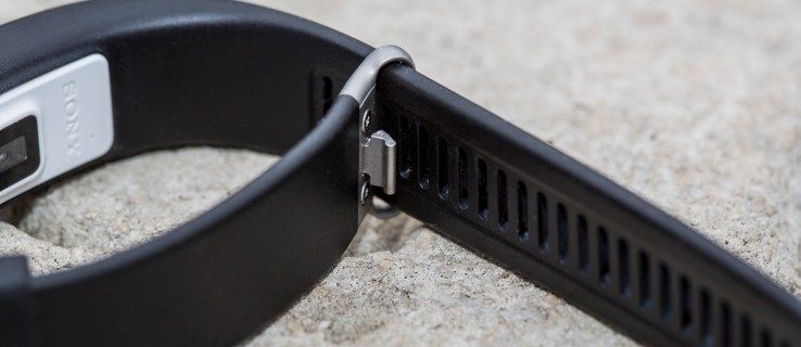 סקירה של סוני SmartBand 2: אצבע על הדופק