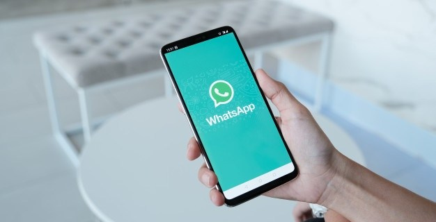 Kuidas WhatsAppis kontakti kustutada