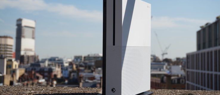 Đánh giá Xbox One S: Giá giảm trên bảng điều khiển ace