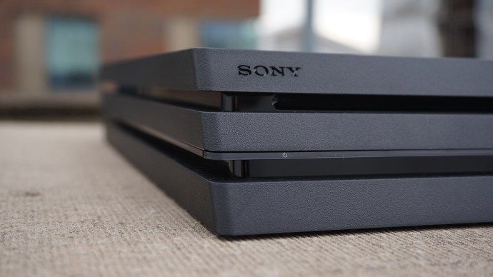 Xbox One X против PS4 Pro: какая консоль 4K должна занять почетное место в вашей гостиной?